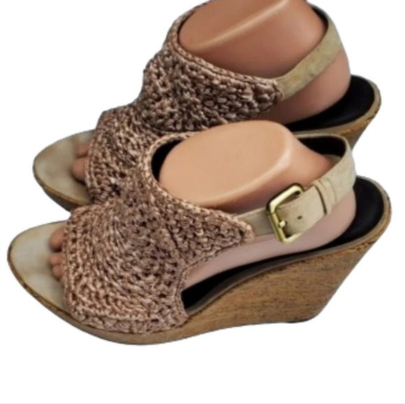 Elizabeth &  James Crochet sandals 10 - Picture 1 of 8